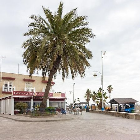 Sea & Wave Pedregalejo Beach Apartment مالقة المظهر الخارجي الصورة