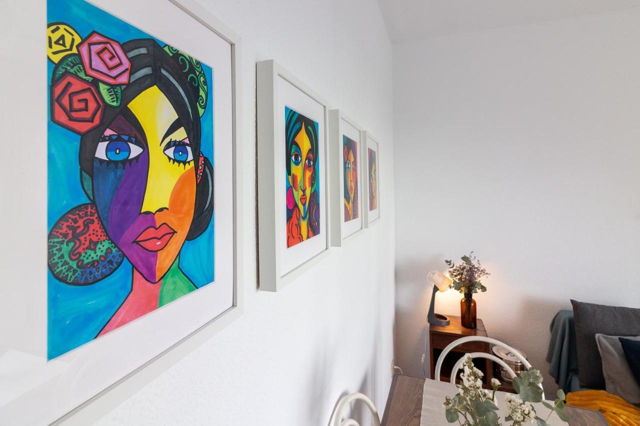 Sea & Wave Pedregalejo Beach Apartment مالقة المظهر الخارجي الصورة